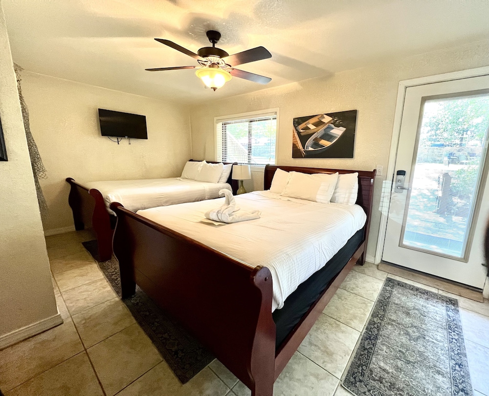 Room, 1 Bedroom photo 3