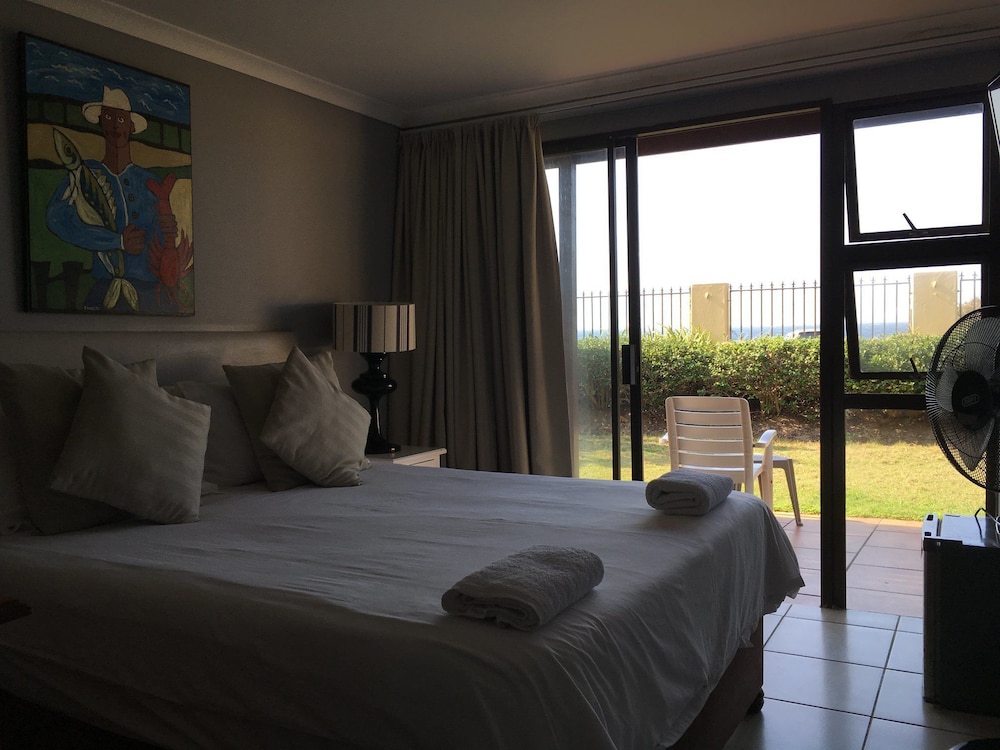 Standard Twin Room - Photo 3
