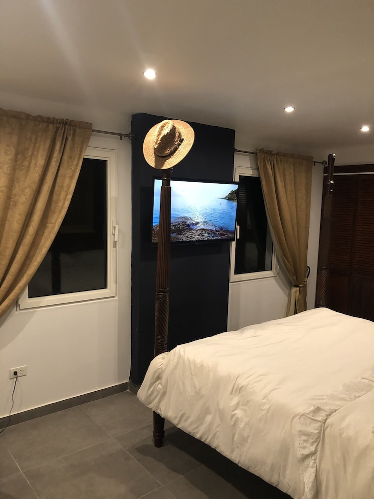 Deluxe Apartment photo 3