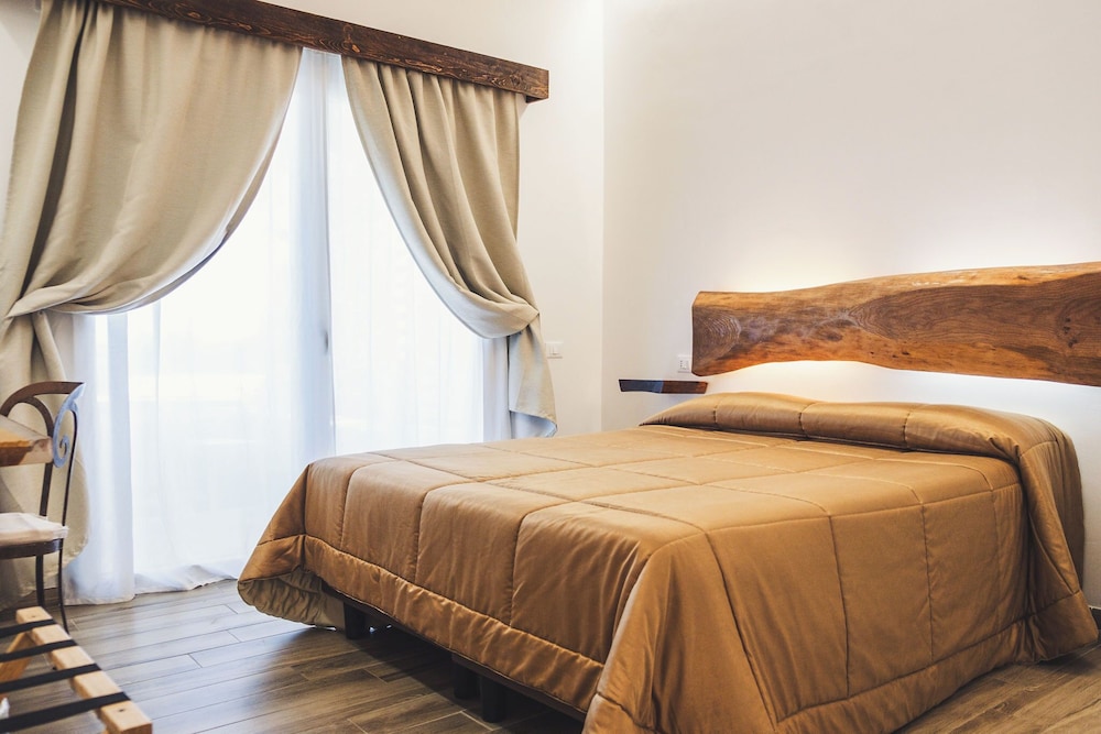 Panoramic Double or Twin Room photo 2
