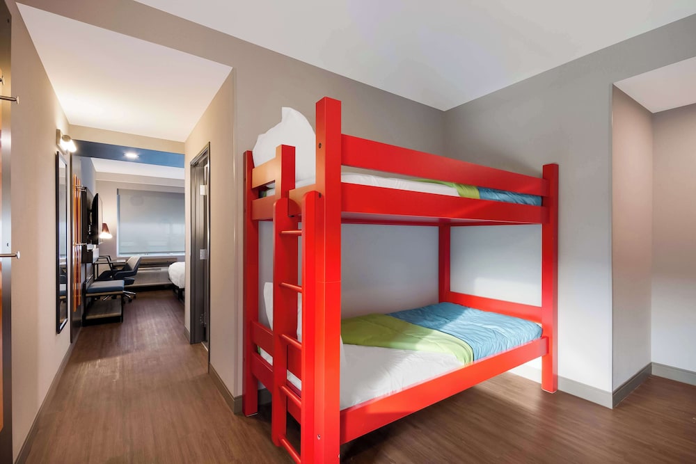 Room, Multiple Beds - Photo 1