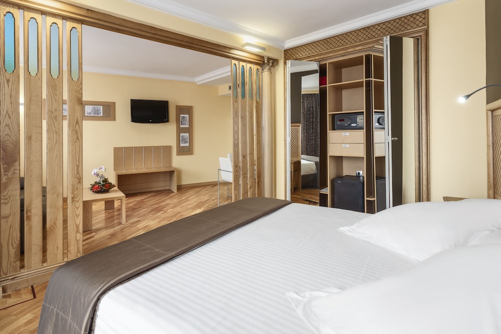 Junior Suite - Photo 3