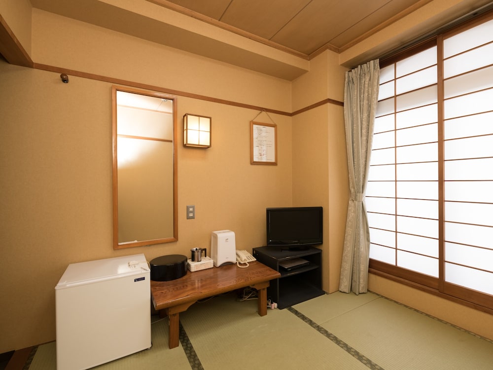 Japanese Style Room- Single Occupancy (Smoking) - Photo 4