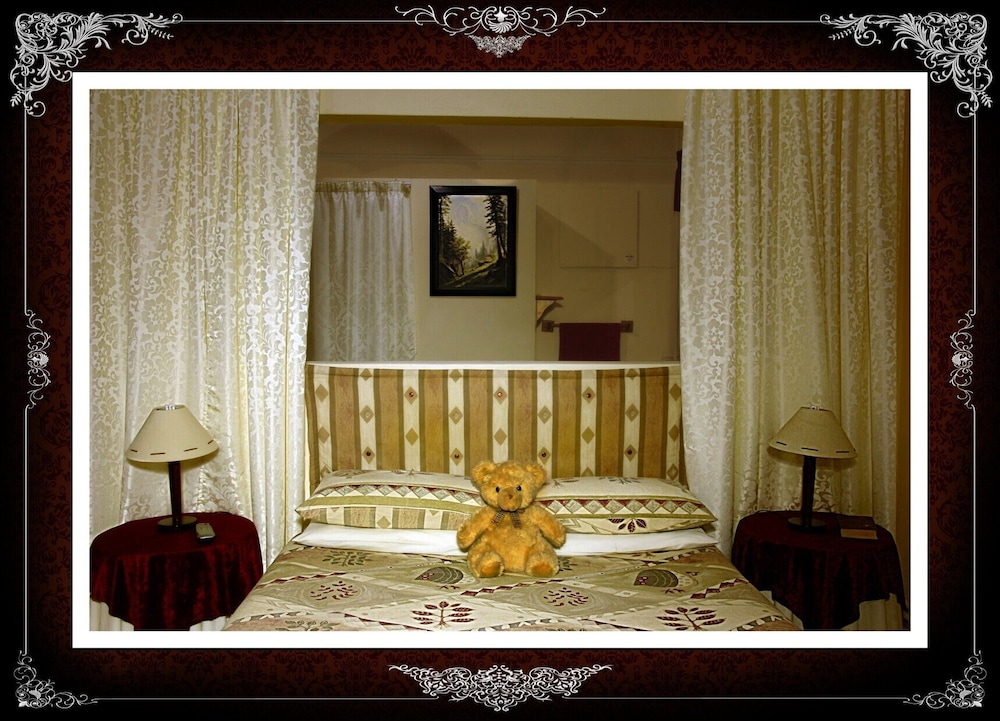 Standard Quadruple Room, 2 Bedrooms (Room 9)