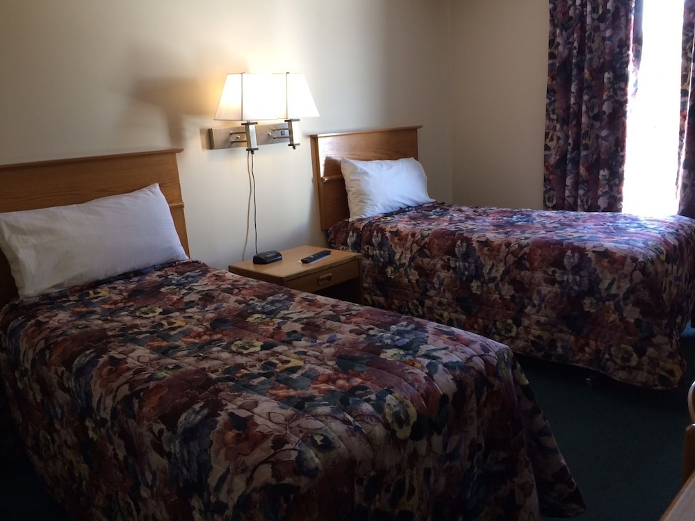 Standard Room, 2 Twin Beds photo 2