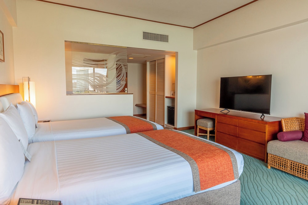 GOGO! GUAM X Japanese Only USD $60 coupon - Ocean Front Twin Room - Photo 3