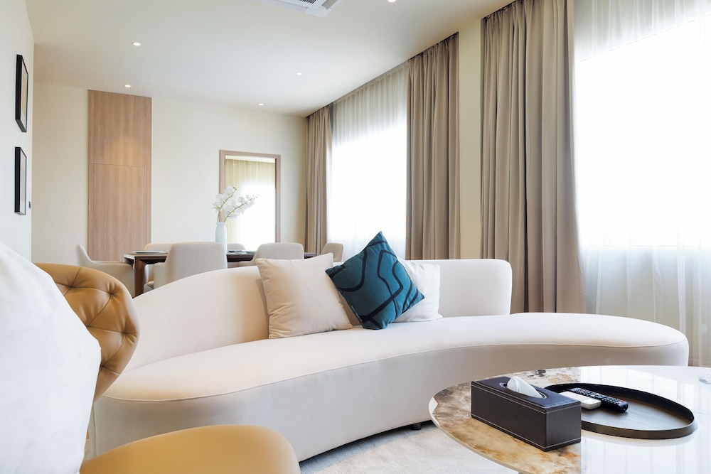 Family Suite Double or Twin bed photo 3