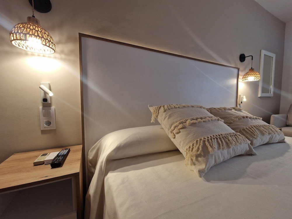 Standard Triple Room photo 2