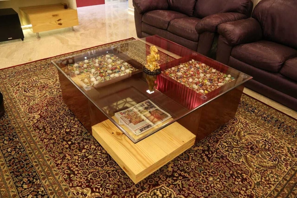 Luxury Apartment photo 2