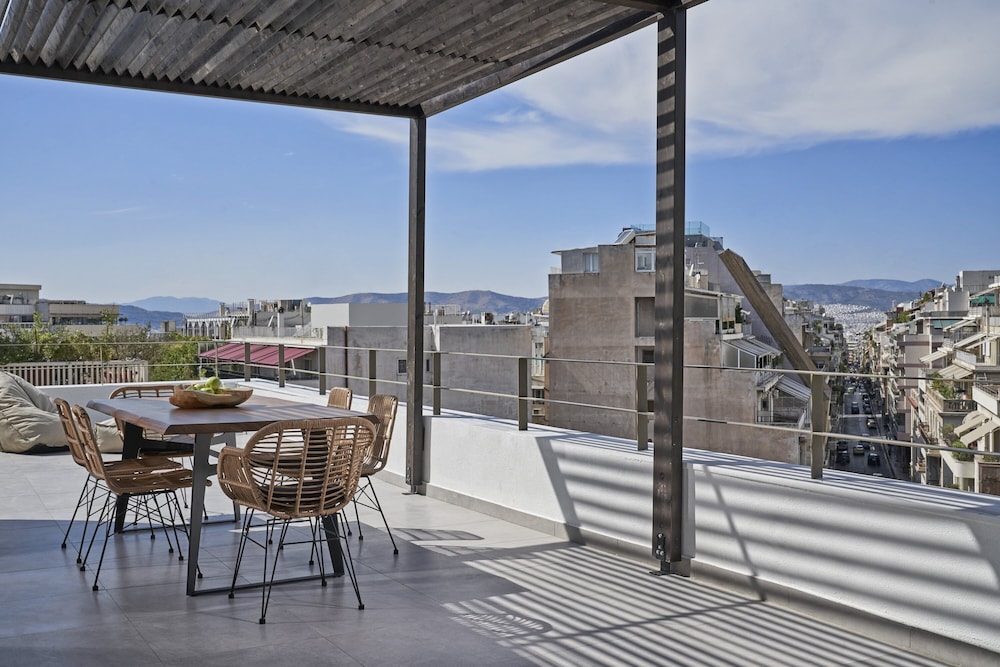 Design Suite (Lykavitos View) photo 3