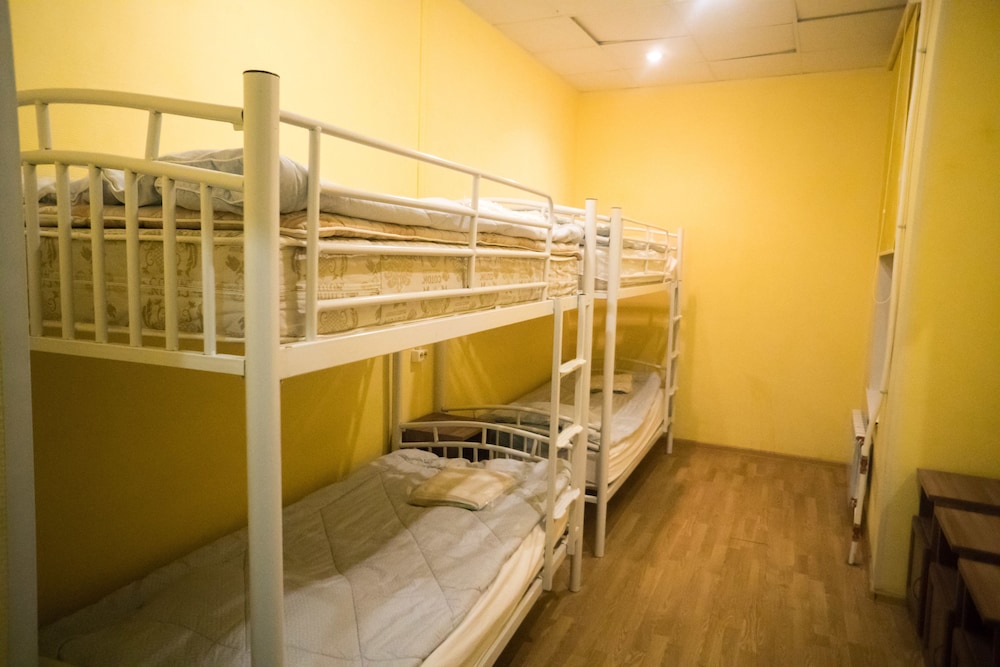 Shared Dormitory, Men only (4 beds) photo 3