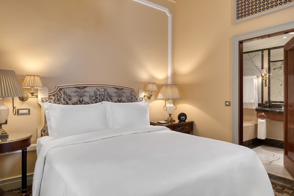 Deluxe Suite, 1 Bedroom, Courtyard View