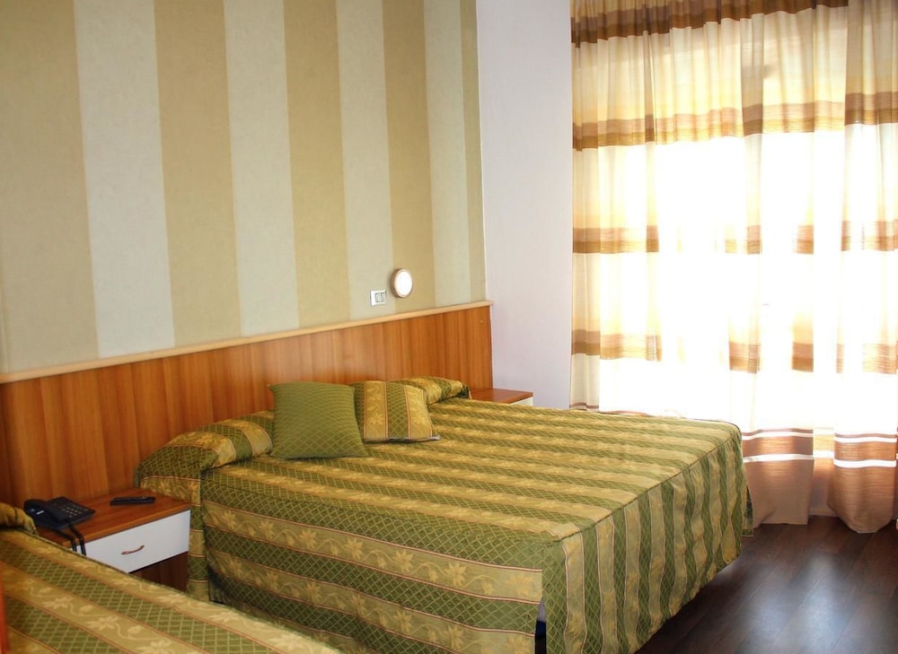 Quadruple Room, Sea View photo 2