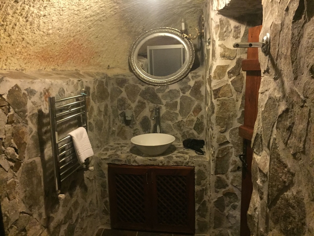 King Cave Room photo 3