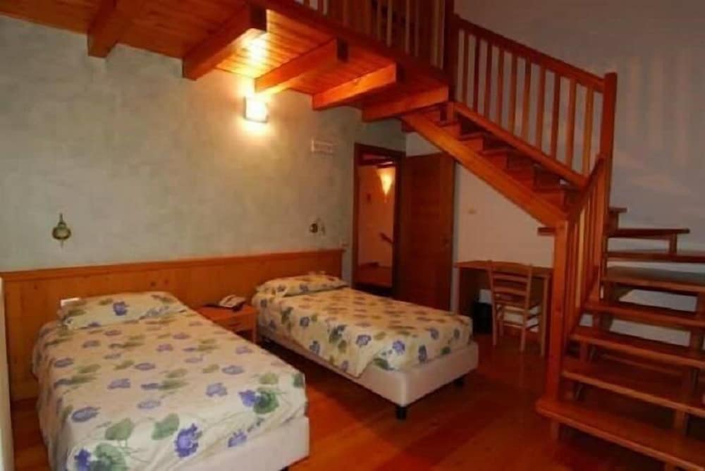Comfort Quadruple Room photo 2