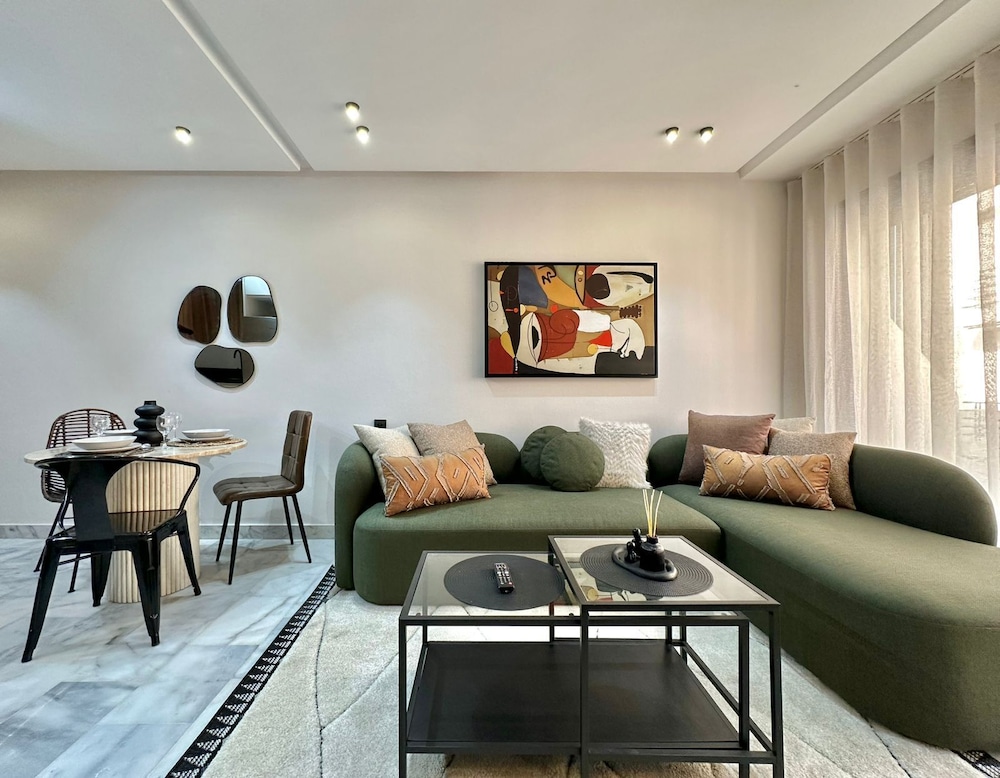 Comfort Studio Suite, Balcony, City View