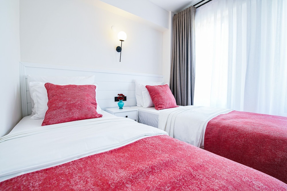 Standard Twin Room photo 3