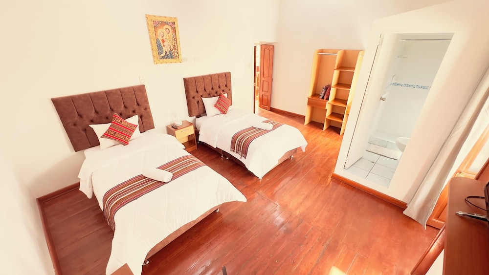 Deluxe Double or Twin Room - Photo 5