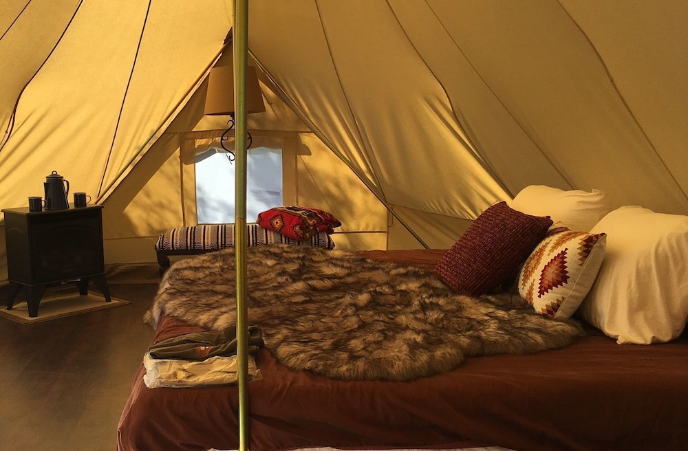 Tent, 1 King Bed photo 3