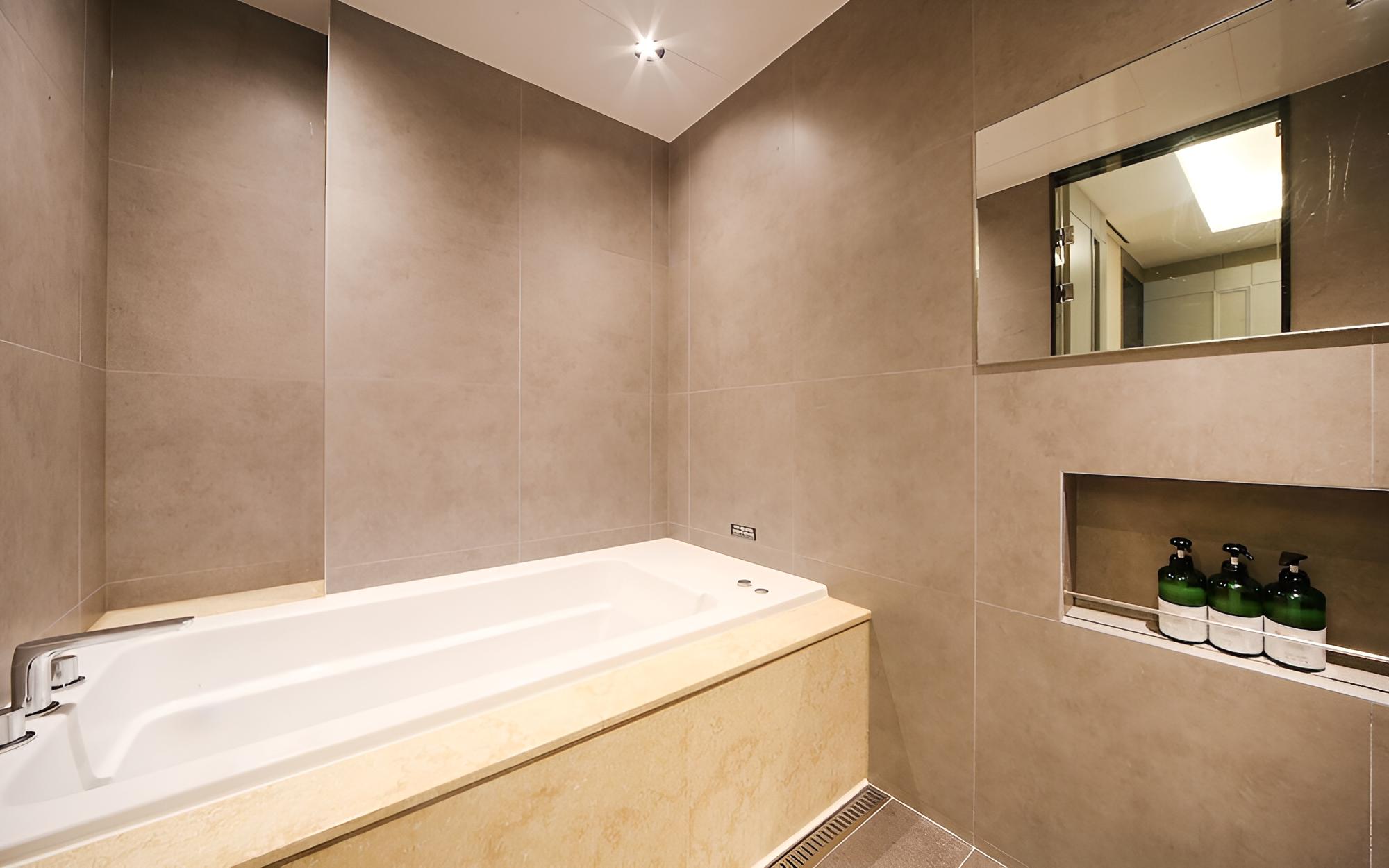 Room (Premium (styler equipped 65-inch smar) - Photo 20