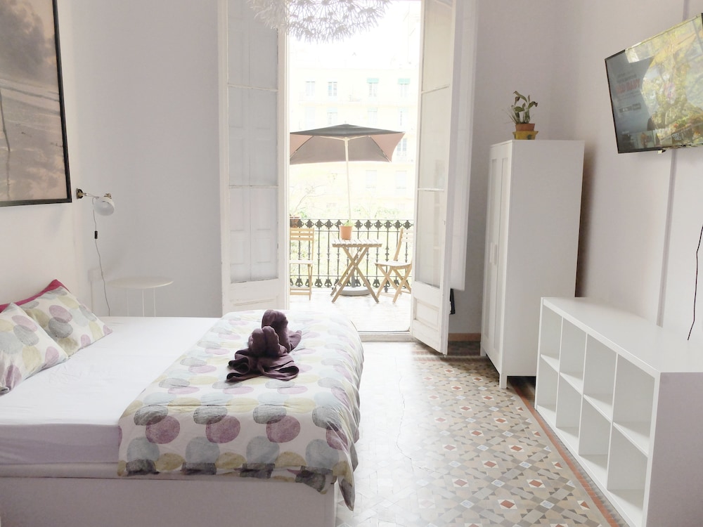 Double Room, Balcony (Shared Bathroom) photo 2