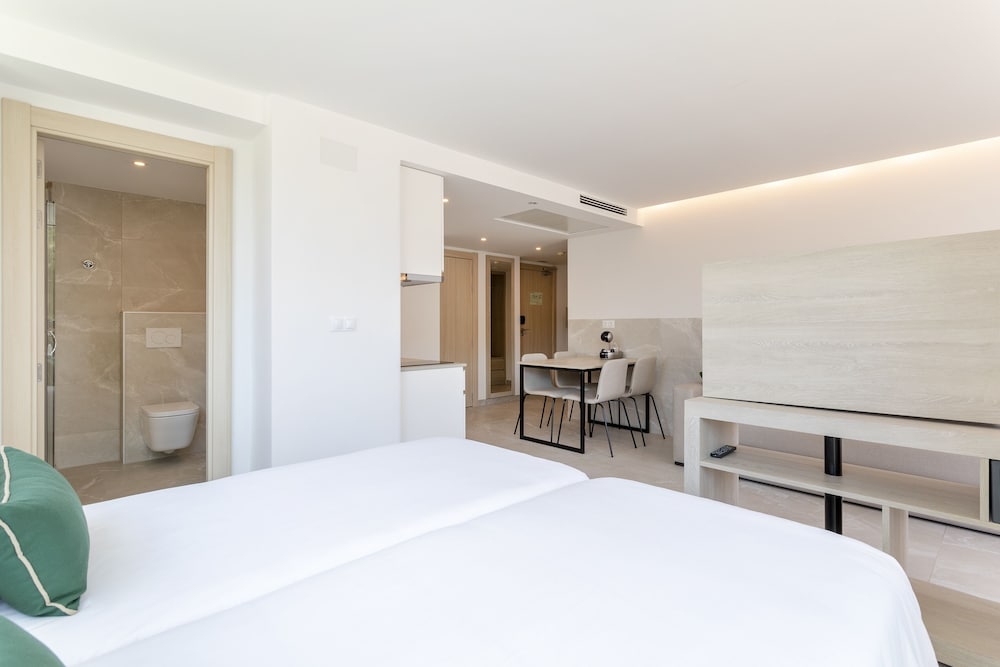 Apartment, 2 Bedrooms (2+3) - Photo 4