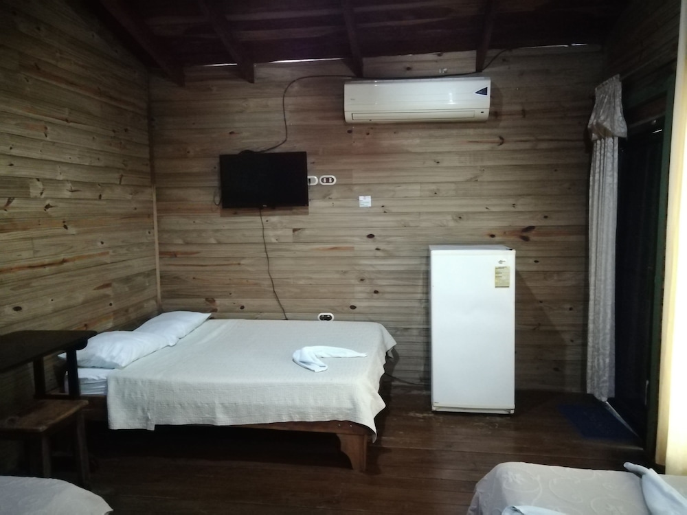 Family Quadruple Room, 1 Bedroom, Private Bathroom
