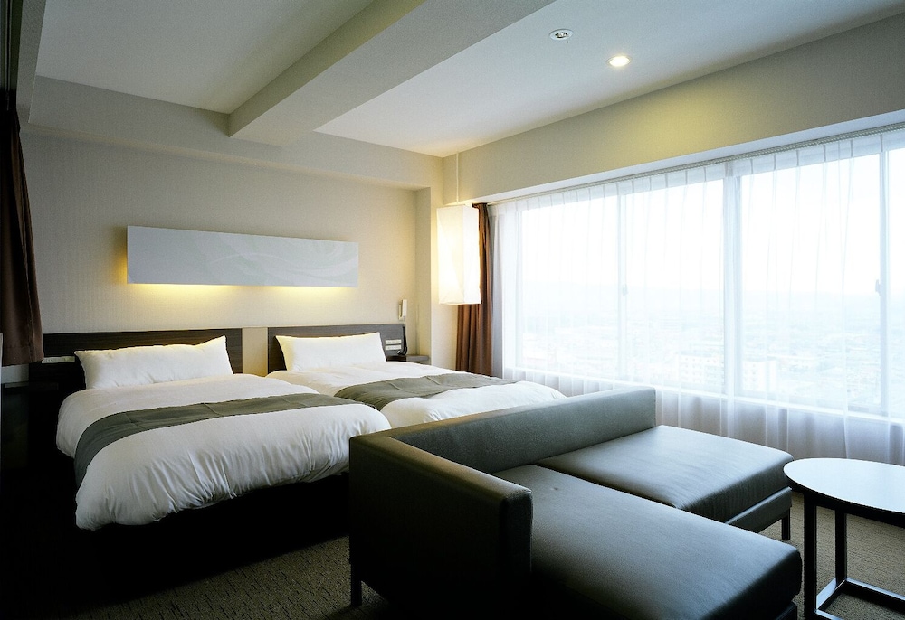 Superior Twin Room, Non Smoking - Photo 1