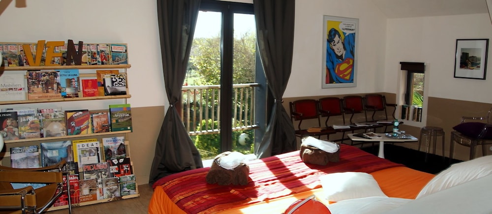Design Suite, 2 Bedrooms, Garden View (Atelier 98) photo 1