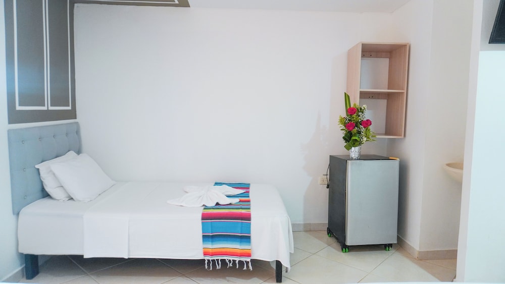 Basic Quadruple Room - Photo 1