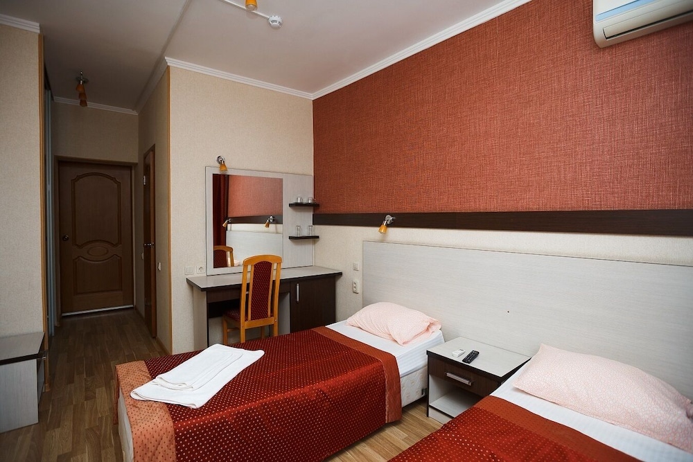 Standard Twin Room photo 3