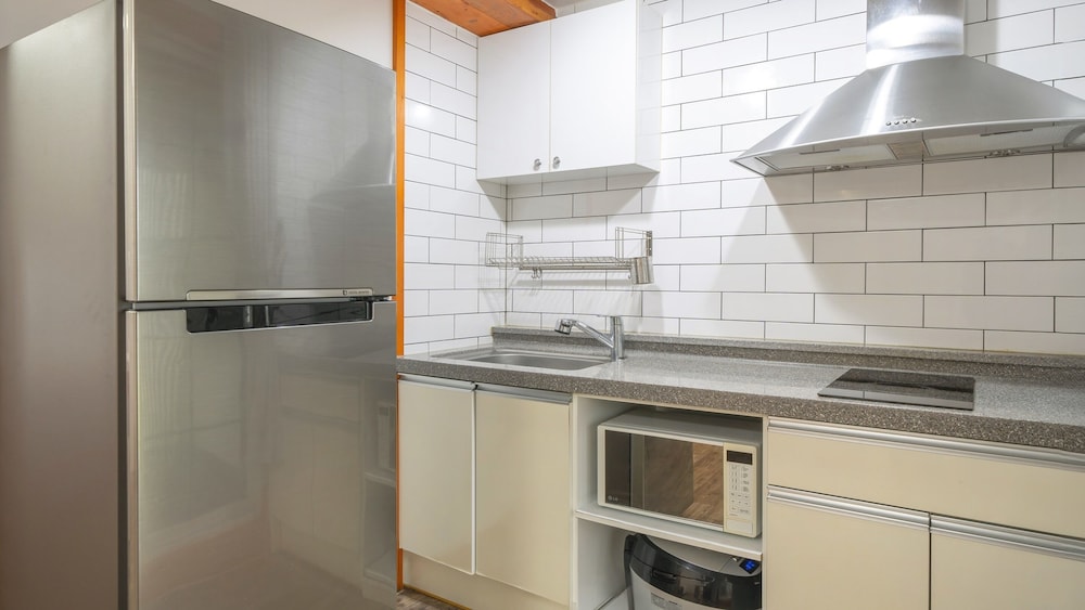 Basic Room, 1 Bedroom (Room 102) - Photo 7