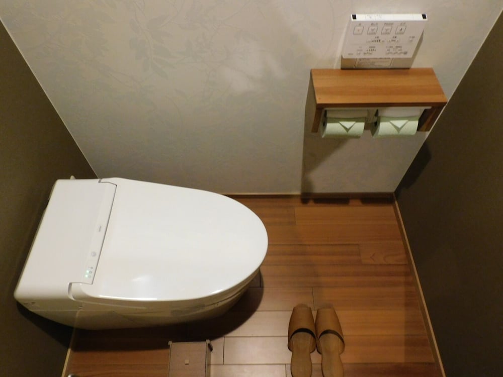 Basic Triple Room