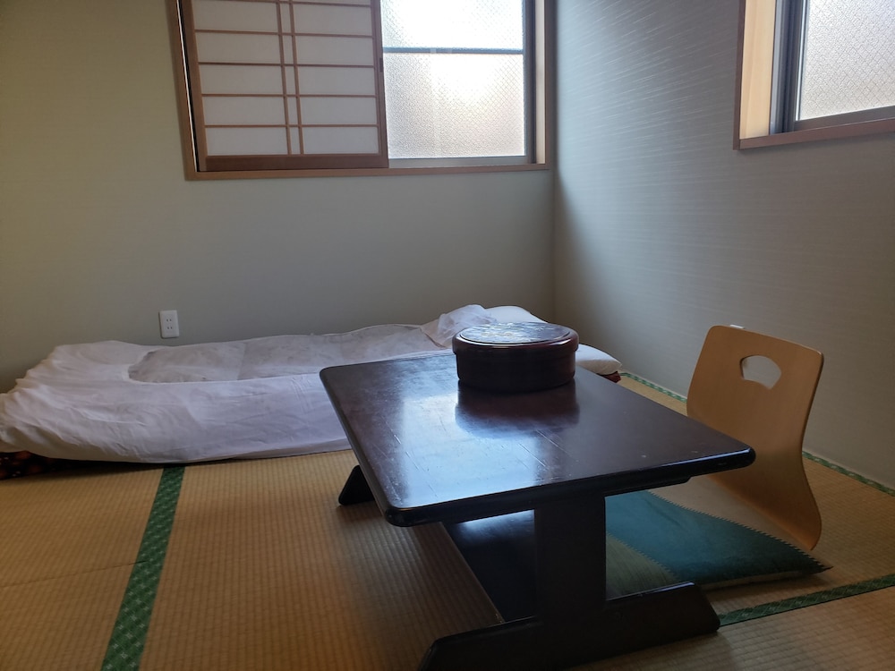Single Room photo 2
