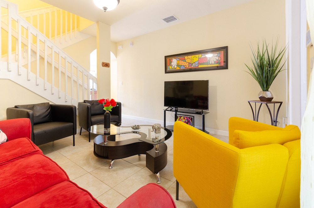 Townhome, 3 Bedrooms (3 Bathrooms - 23910) photo 3