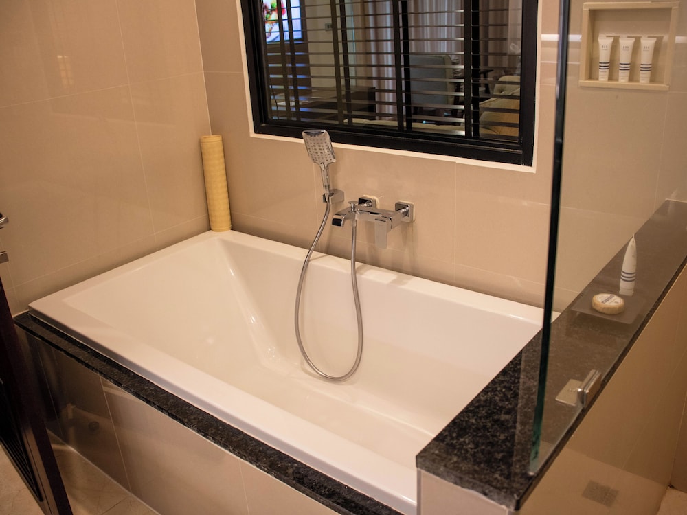 Junior Suite - Photo 8