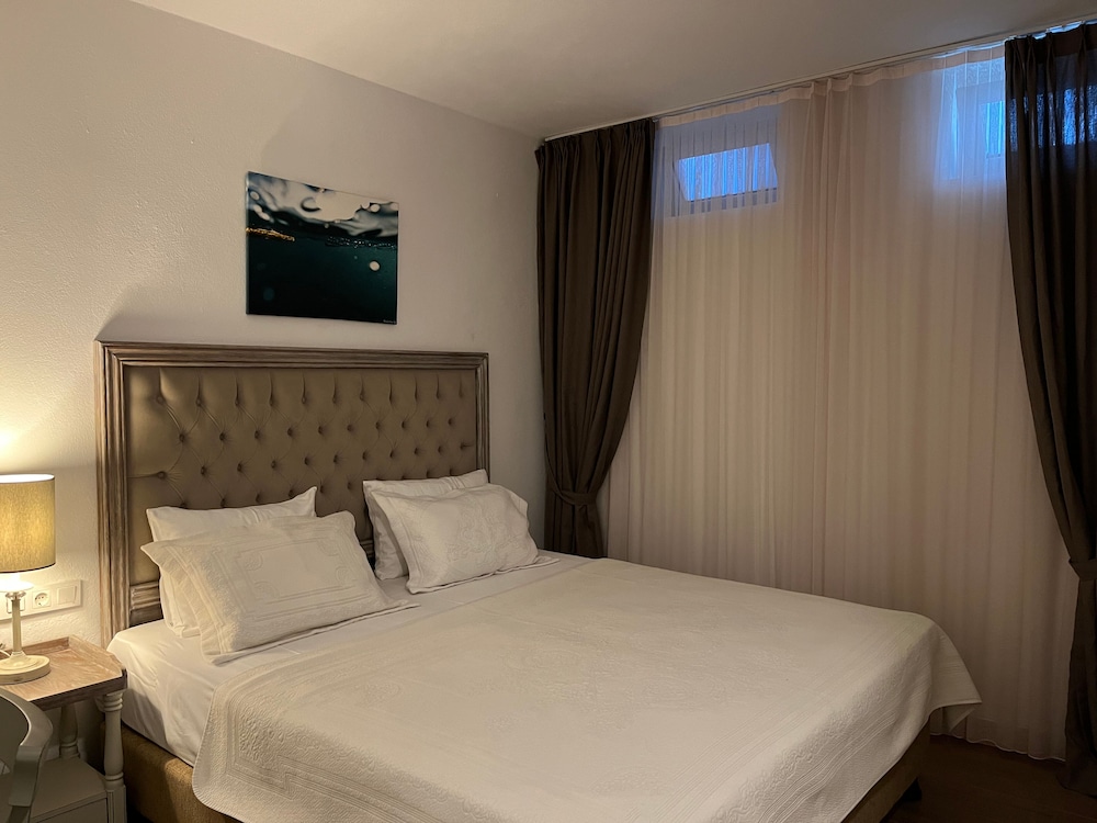 Economy Room photo 1