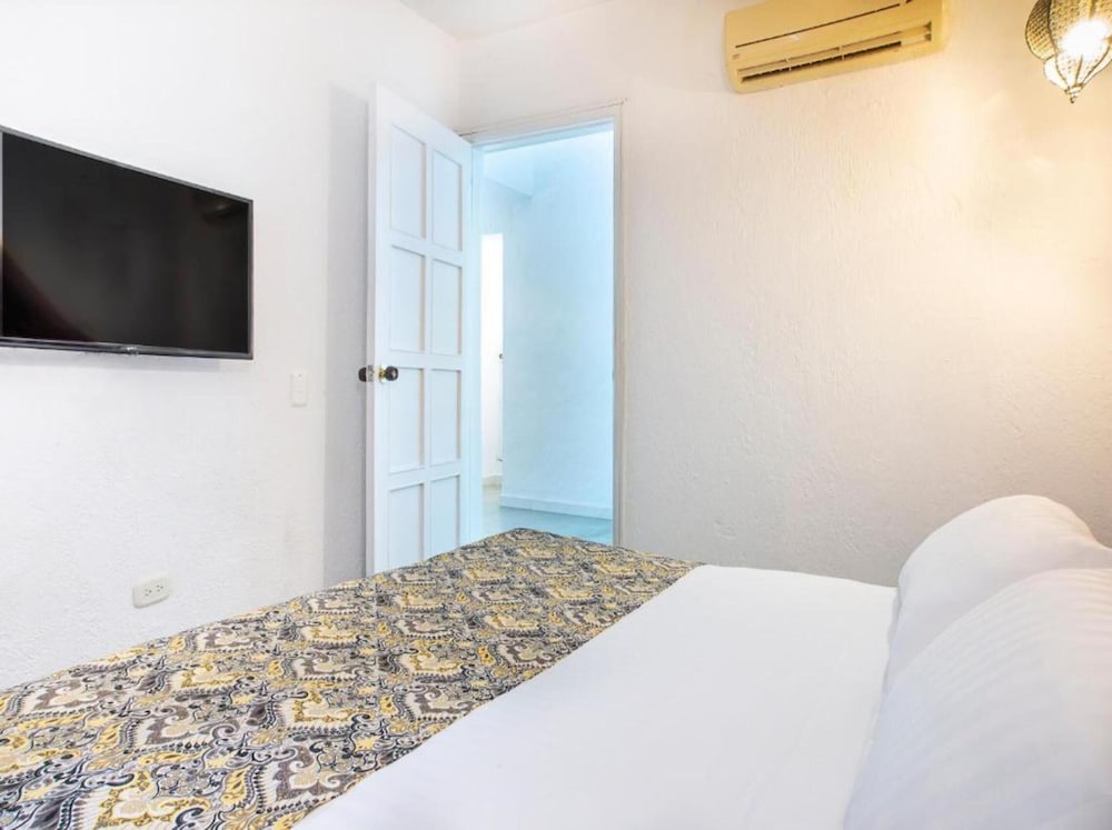 Suite Room - Photo 4