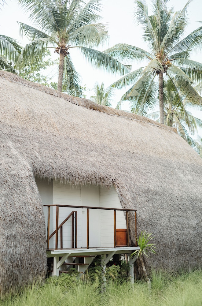 Cabana with Free Minibar - Photo 11