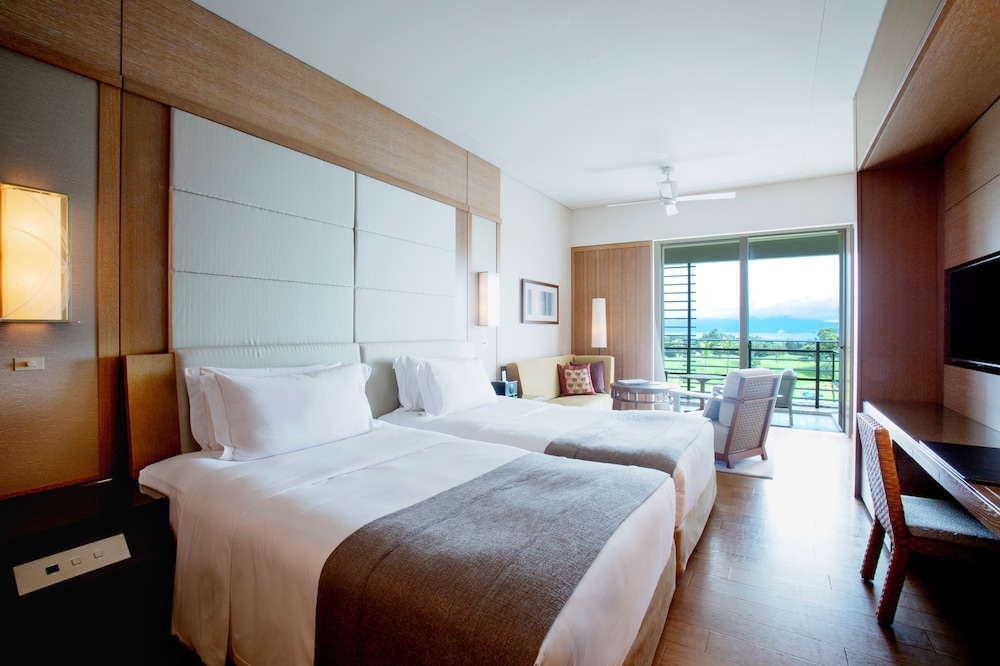 Deluxe Room, 2 Double Beds, Balcony photo 3