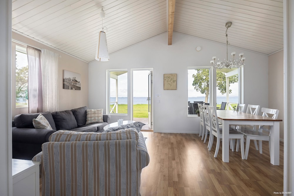 Comfort Bungalow photo 2