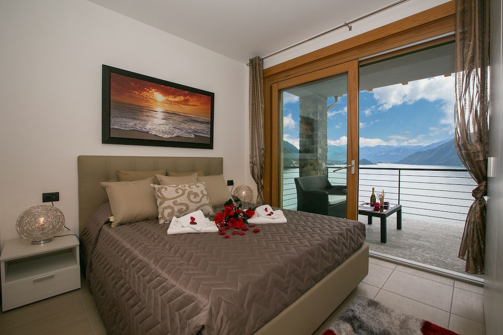 Family Apartment, Multiple Beds, Mountainside (Residence Degli Oleandri 5a)