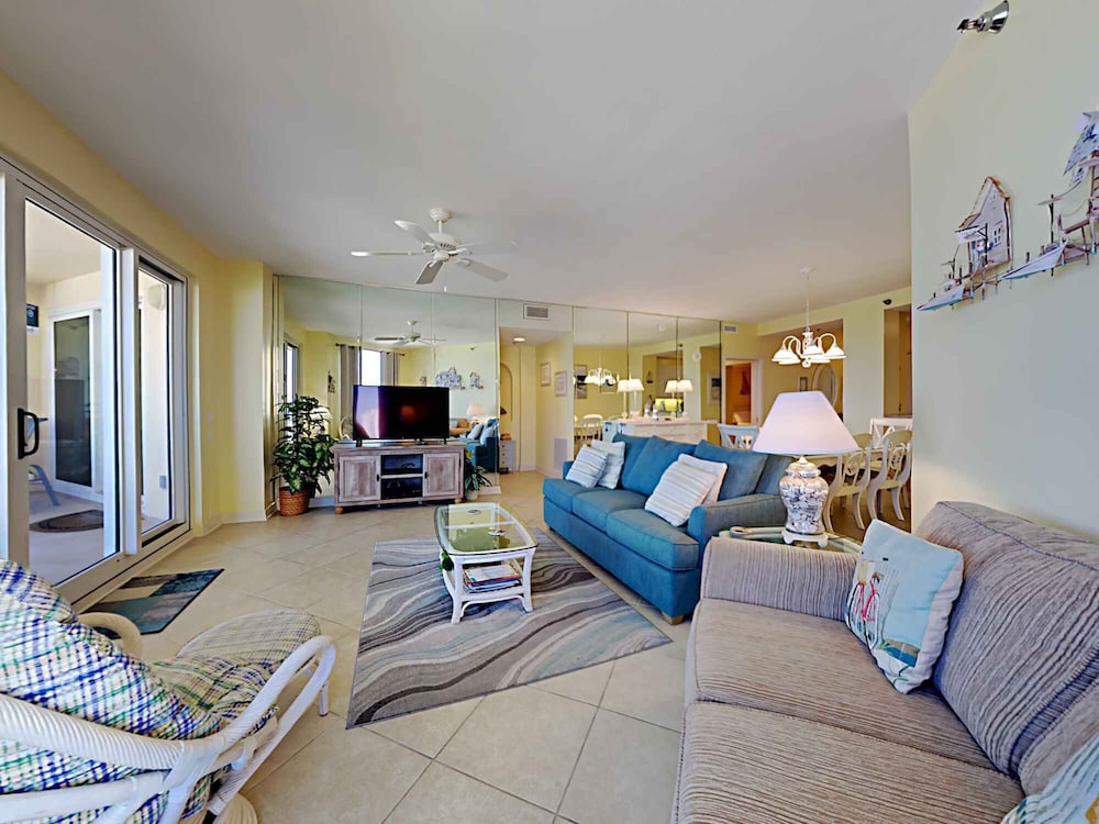 Condo, Multiple Beds, Balcony, Ocean View (#6B - No Pets) photo 1