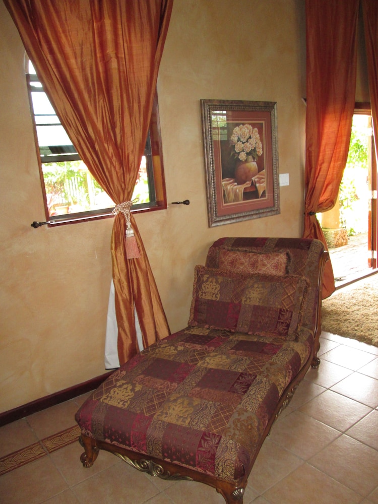 Premier Suite, Multiple Beds, Private Bathroom, Garden Area photo 3