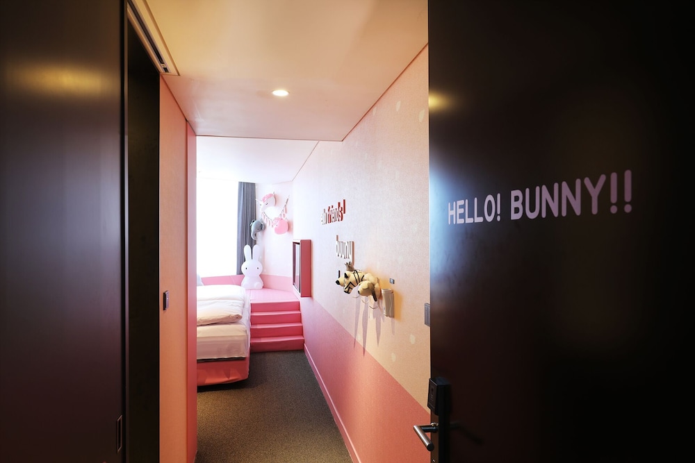 Kids Room (Complimentary Pool Access for 3) - Photo 12