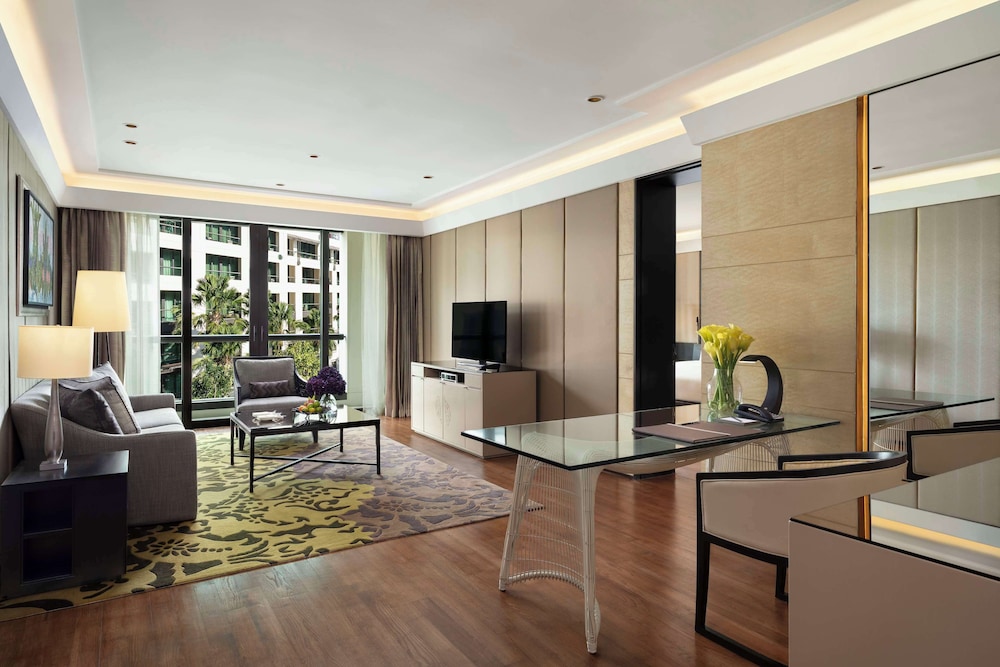 Executive Suite (Executive Lounge Benefit) thumbnail 5