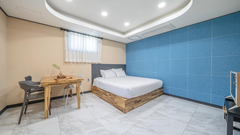 Basic Room, 1 Bedroom (Room303)