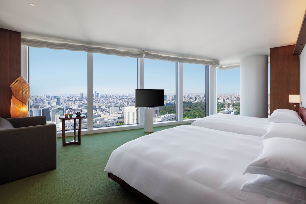 Suite, City View (2 King Beds) thumbnail 6