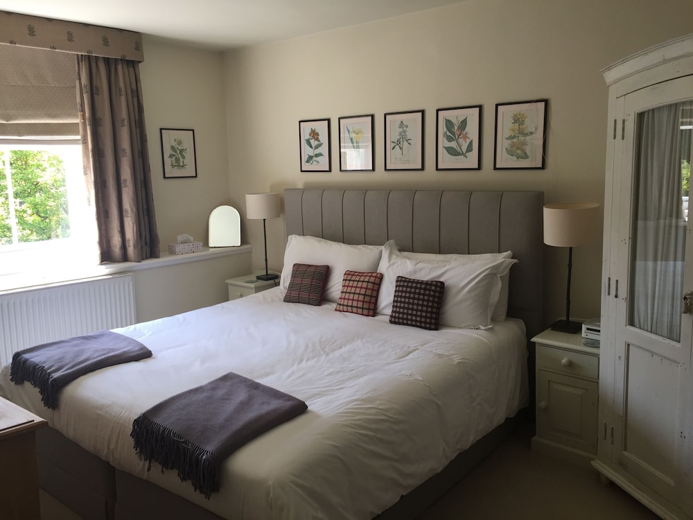 Deluxe Double Room, 1 King Bed photo 2