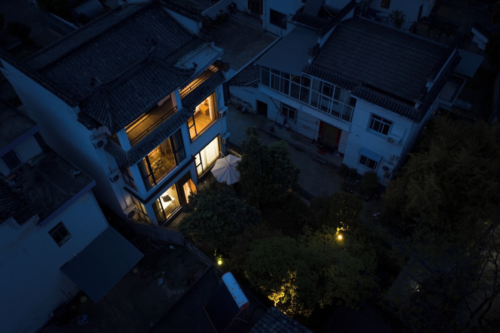Villa, Balcony, Garden View photo 1